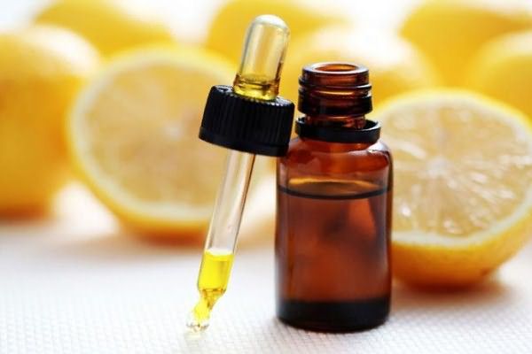 Справиться с проблемой помогает лимонное масло