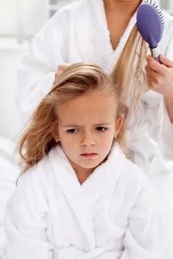 ребенку год выпадают волосы